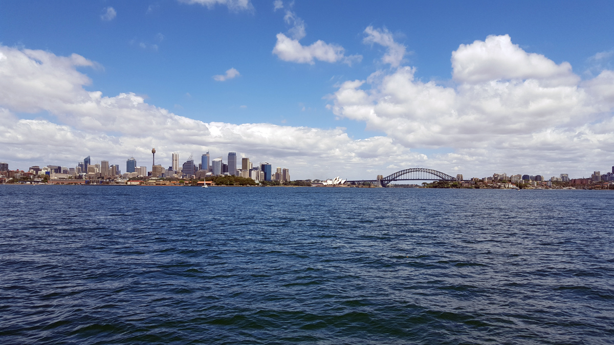 On Sydney with yacht sailing Tour Photo5